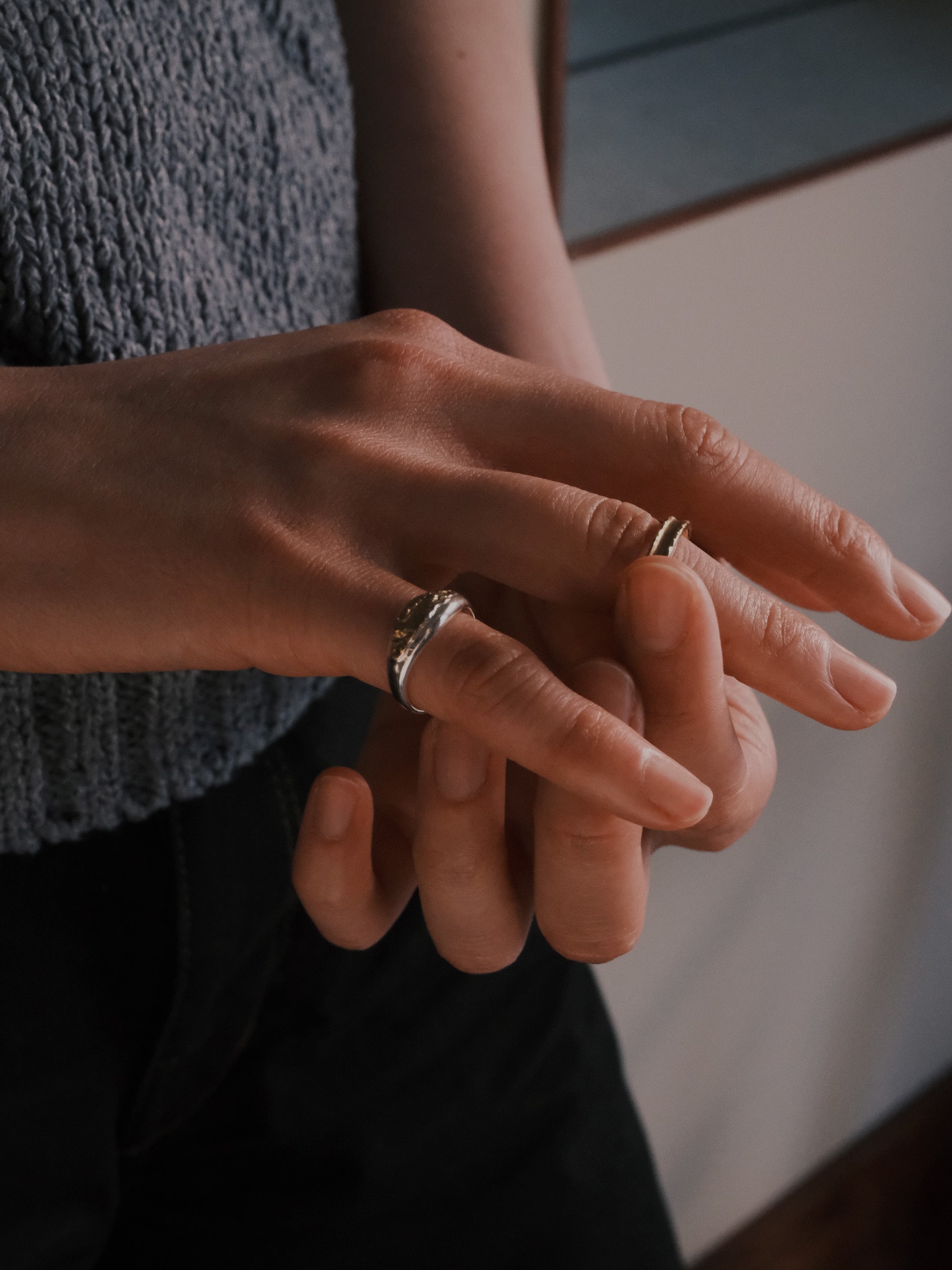 Mild Twig Pinky Ring