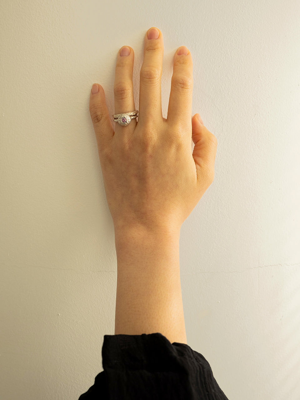 Dotori Ring (pink sapphire)