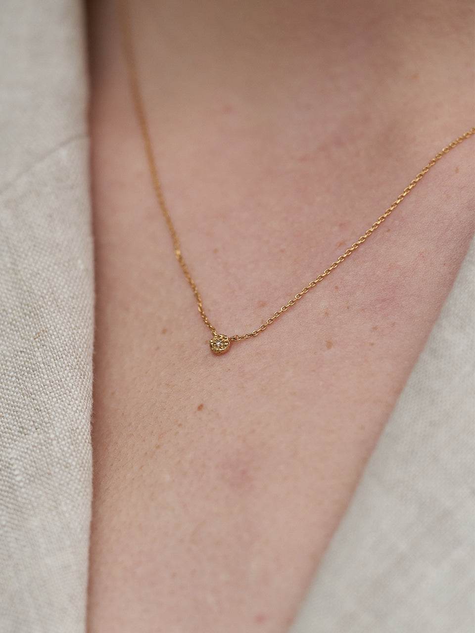 (14k) Sprout Necklace (S) (1 cognac diamond)