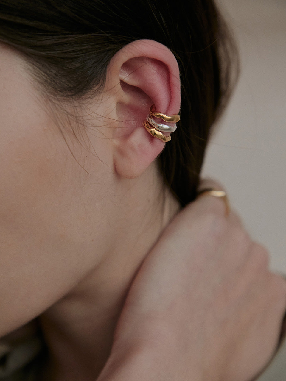 Wave Thin Earcuff