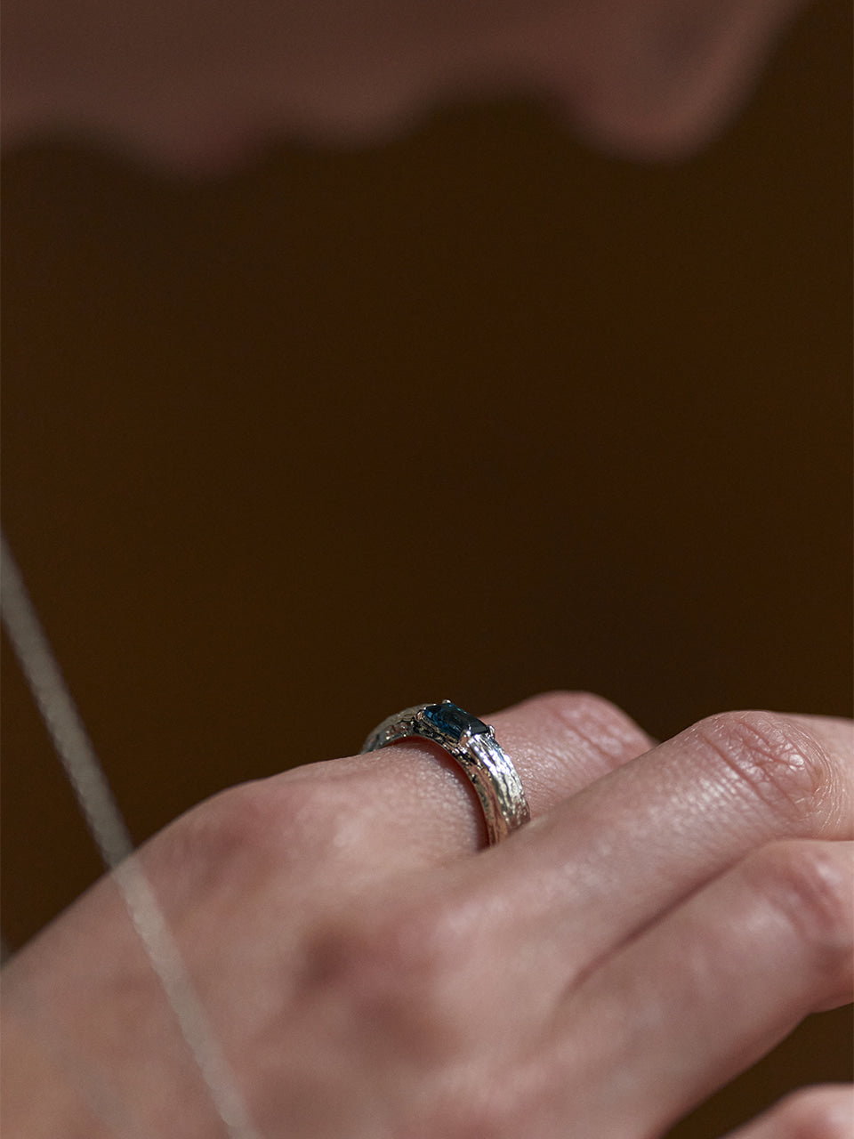 Twig Bold Ring (london blue topaz)