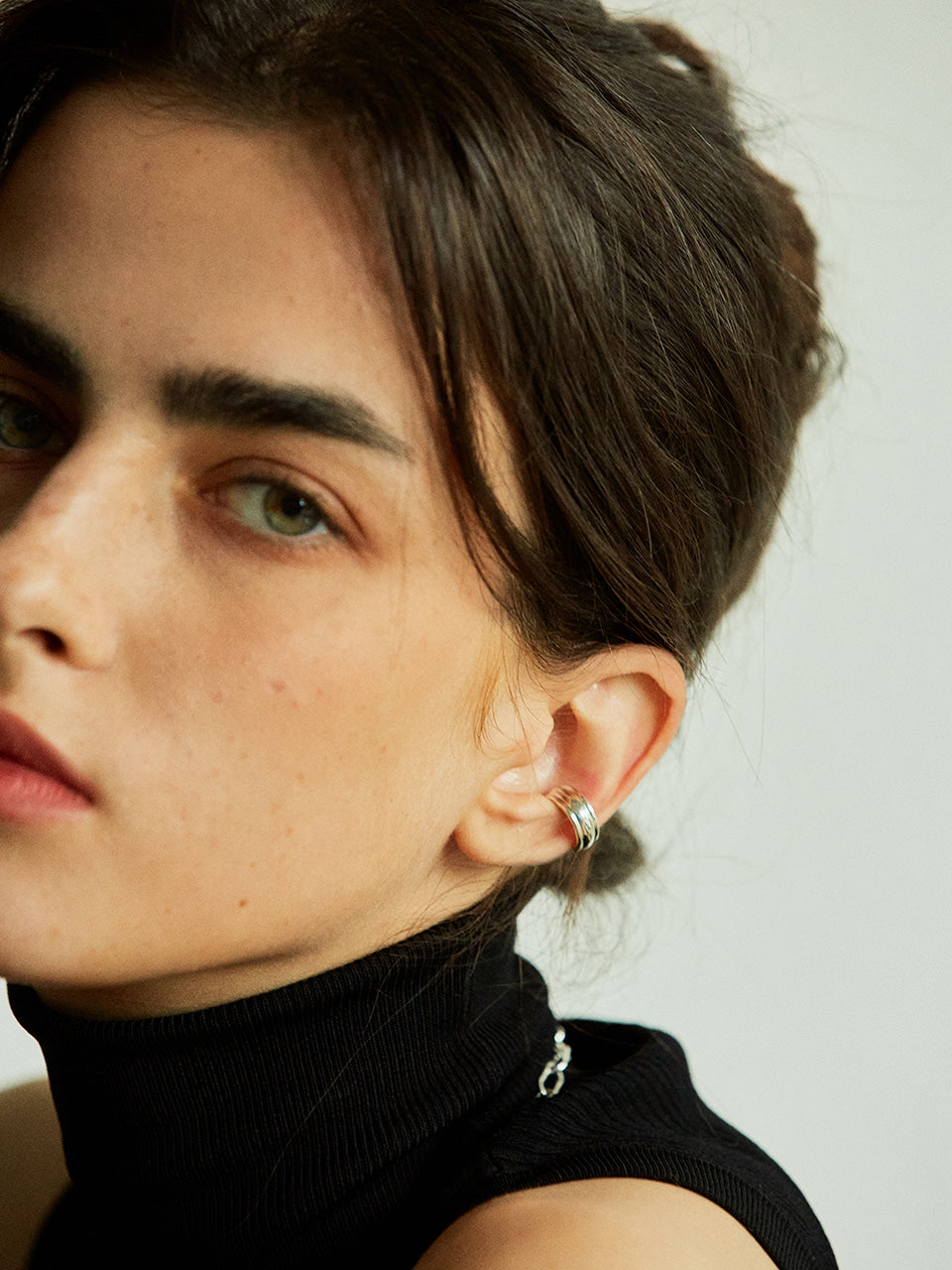 Mild Basic Earcuff