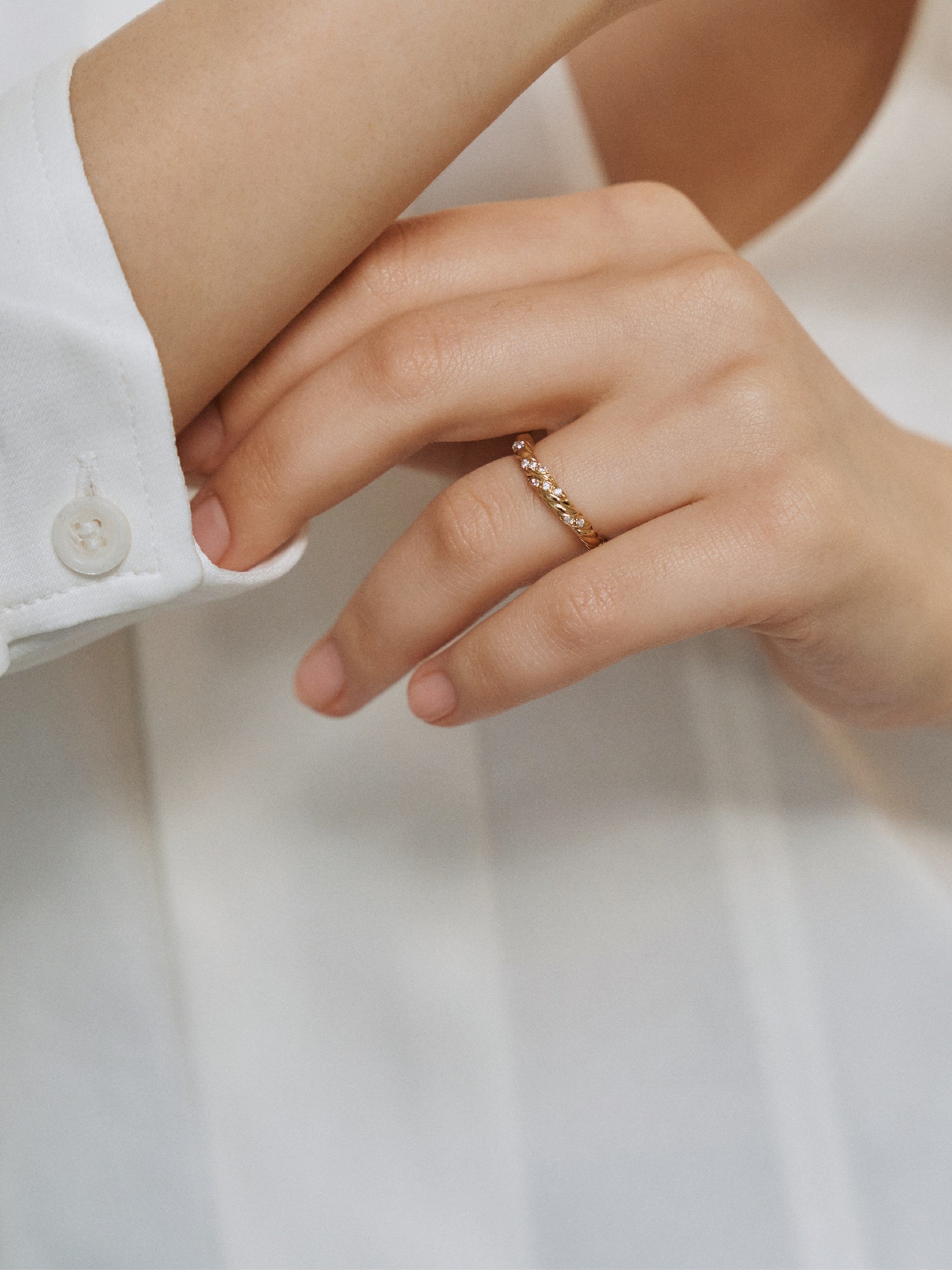 New Wave Ring (CZ)