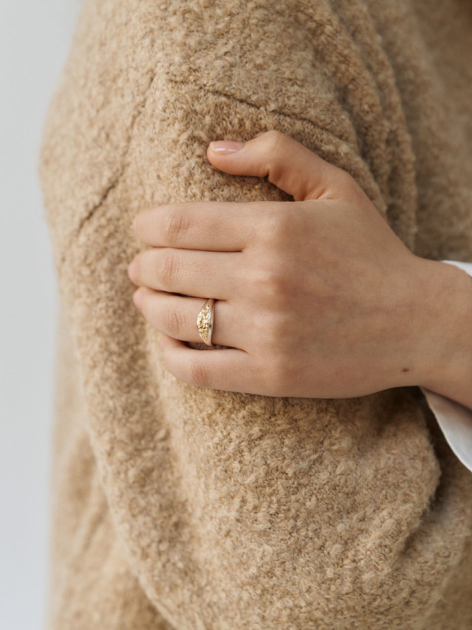 Mild Twig Pinky Ring