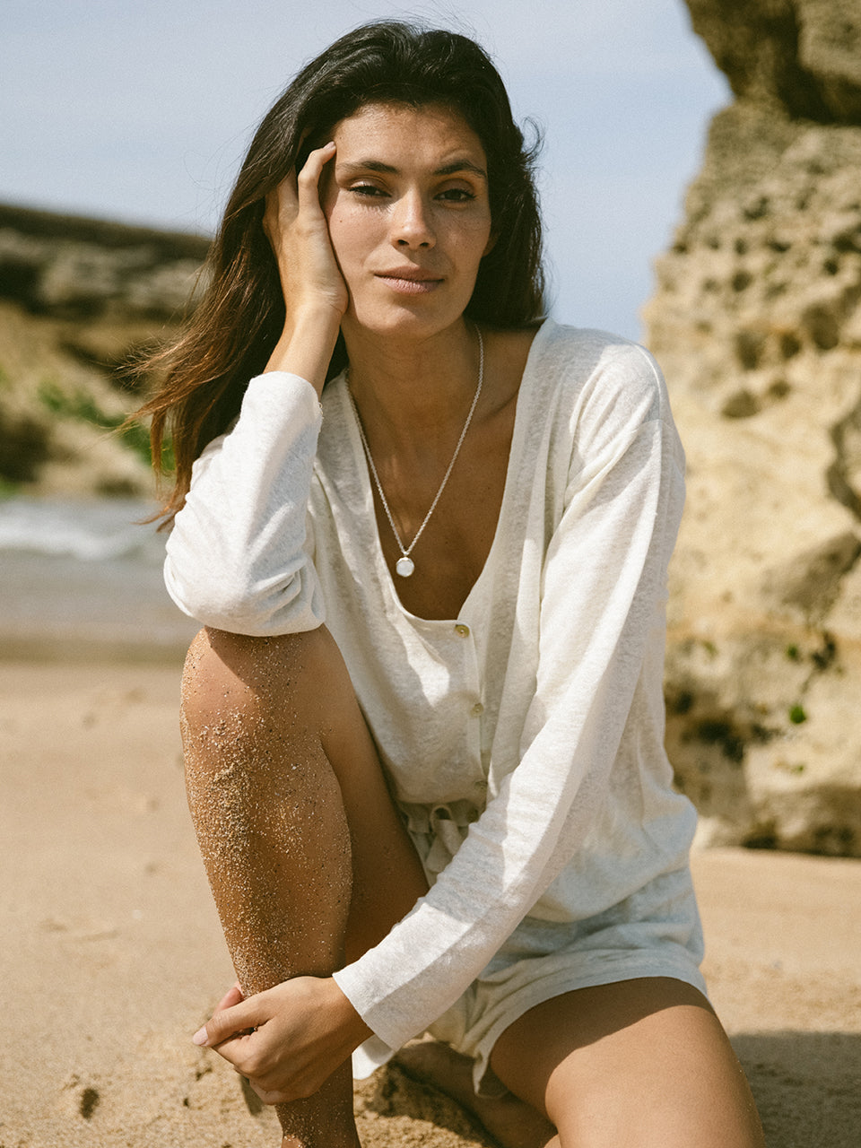 Wax Seal Necklace (mother of pearl)