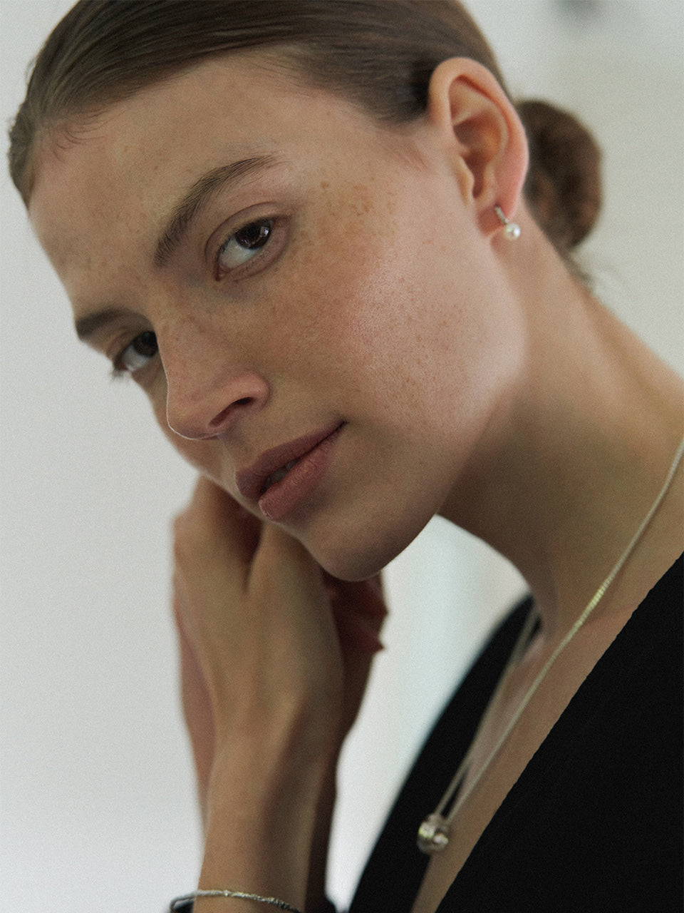 (14k) Twig Slim - Pearl Earrings (S)