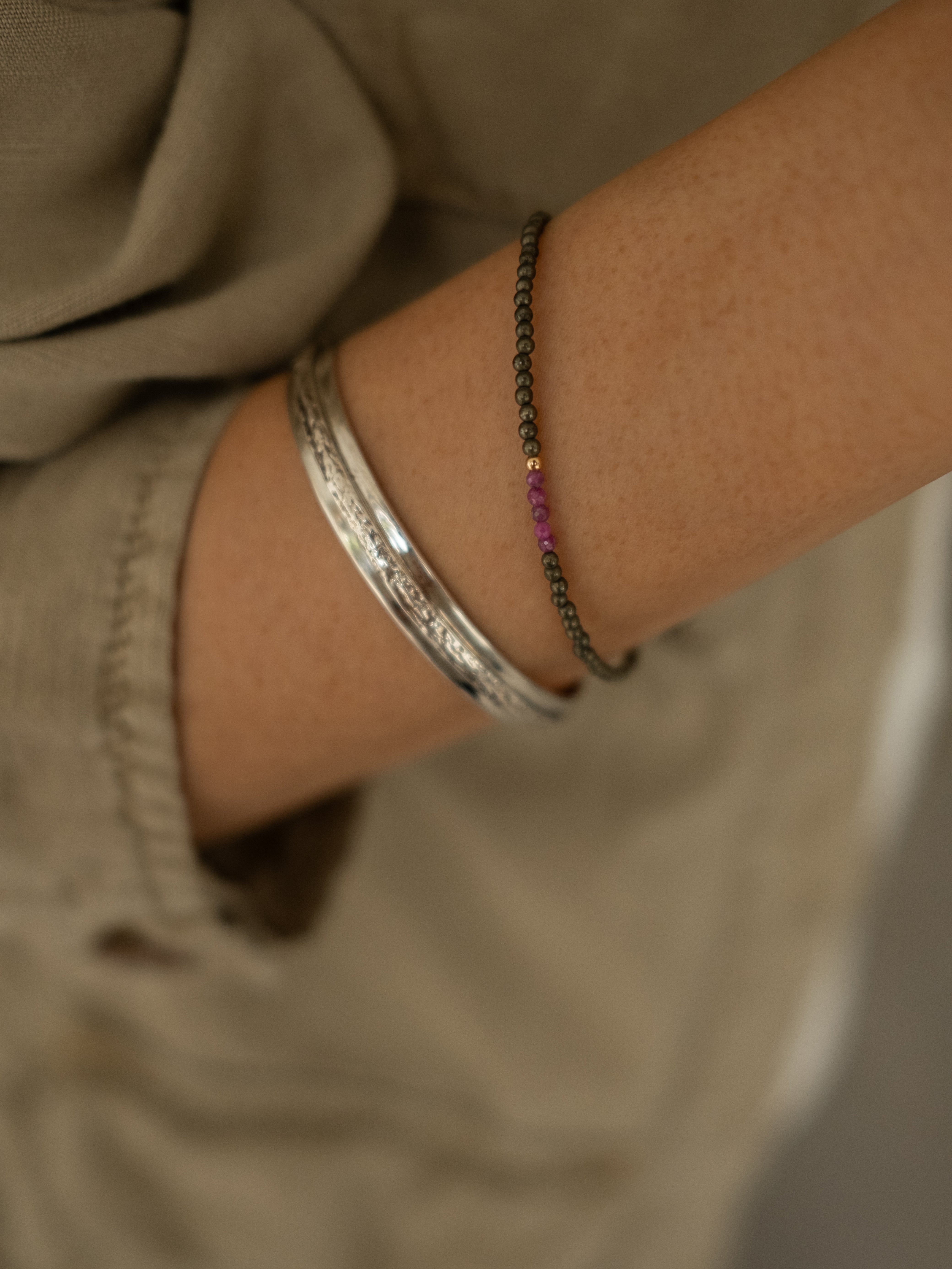 (14k) Margo Bracelet (ruby)