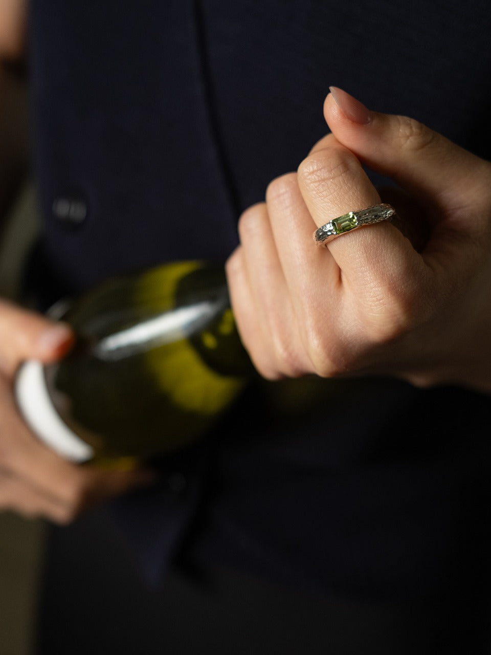 Twig Bold Ring (peridot)