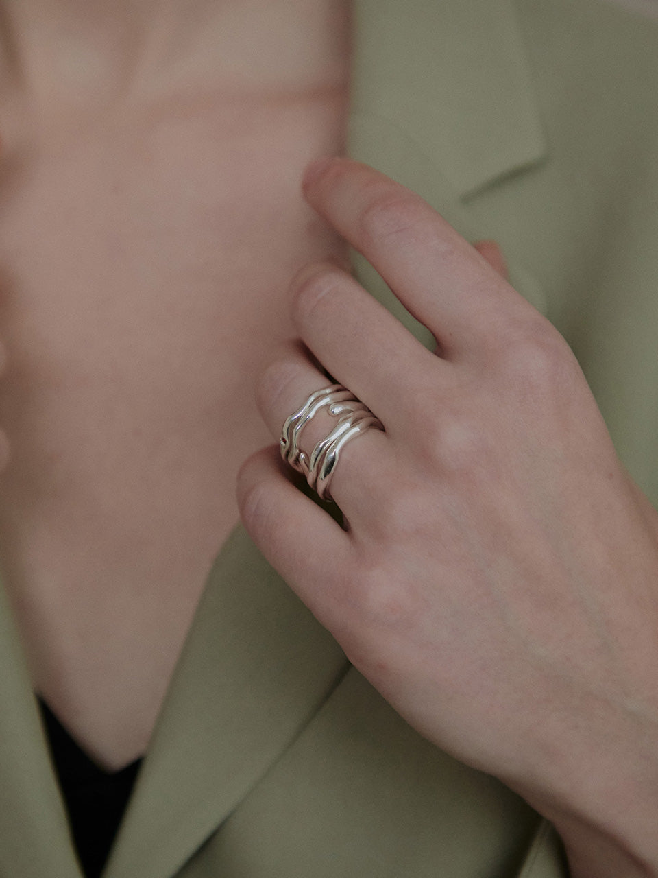 Wave Thin Ring
