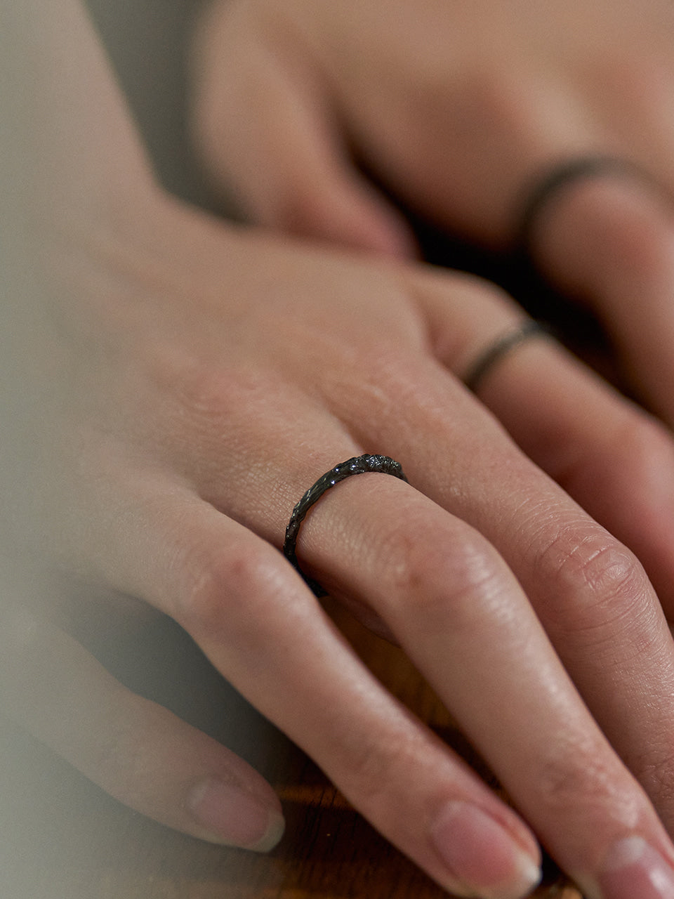 Twig Slim Ring (black)
