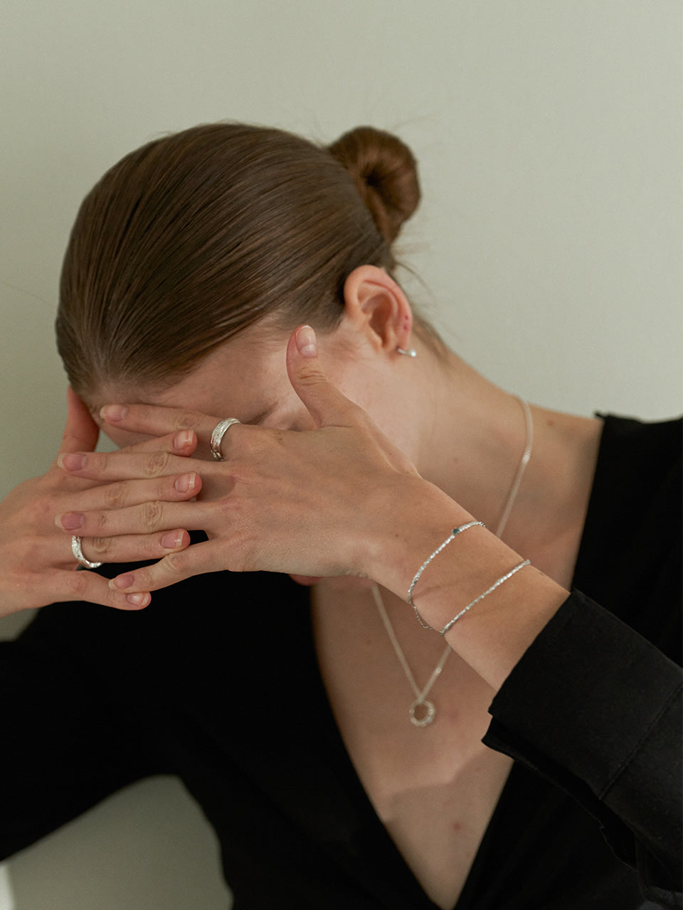 (14k) Twig Slim Bracelet (rough diamond)