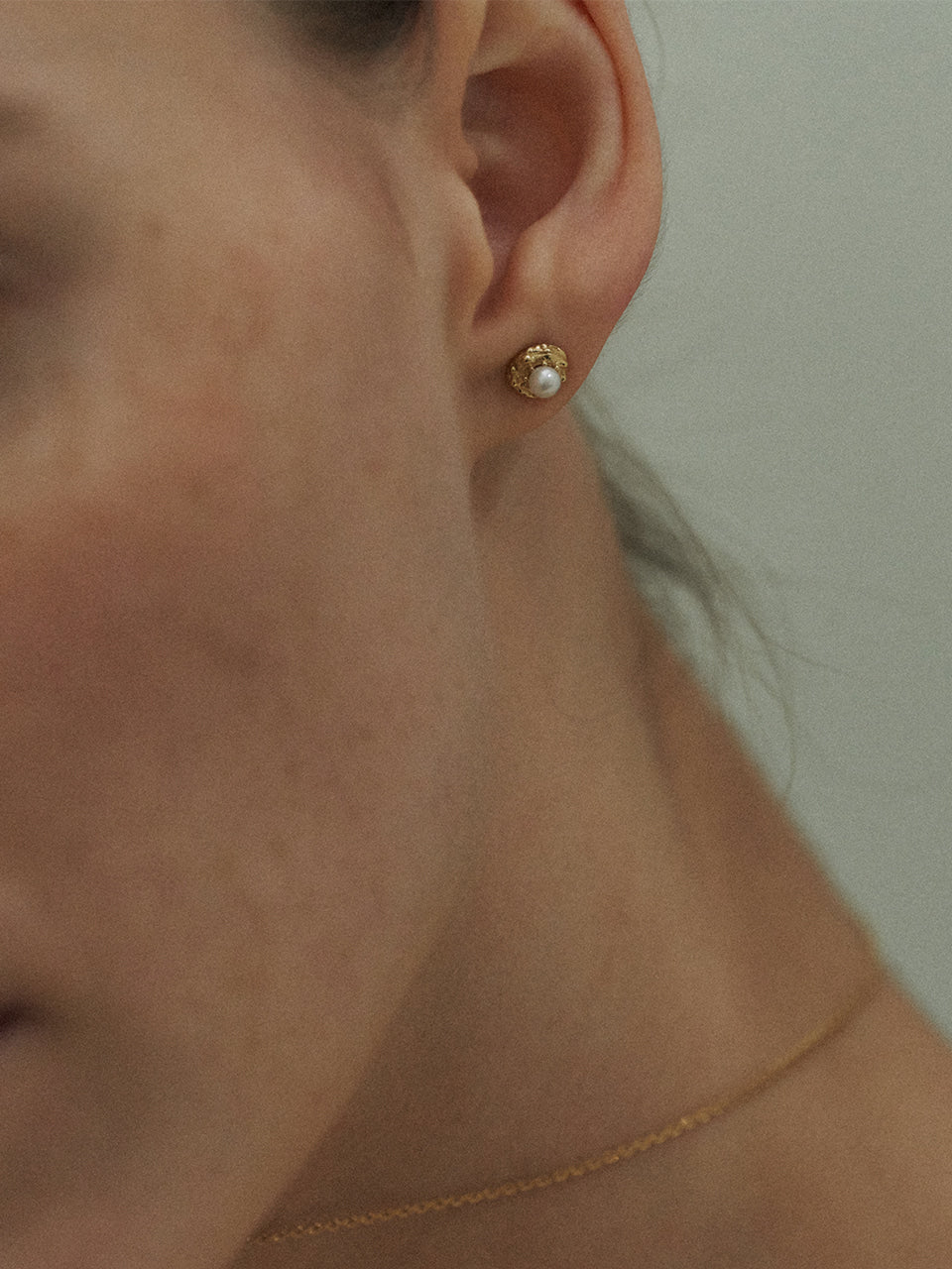 (14k) Sprout Studs (M) (pearl)