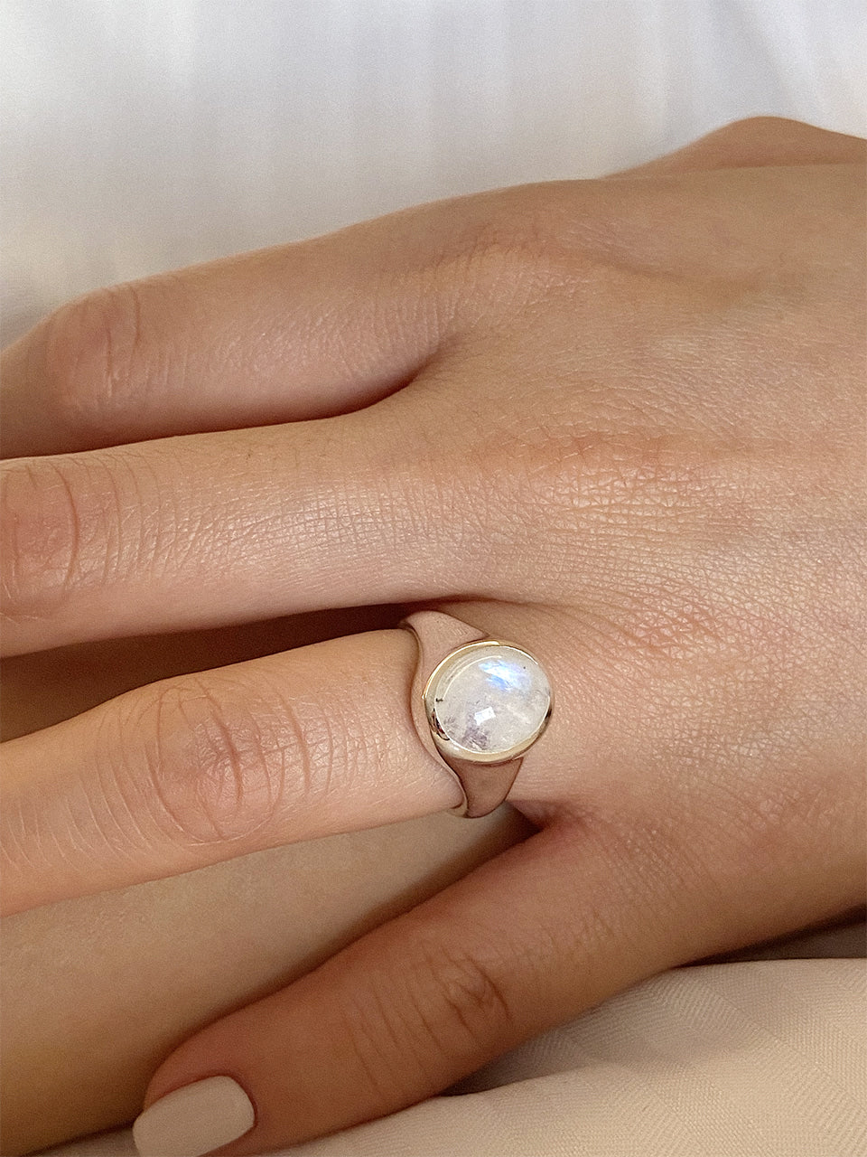 Merry Ring (Rainbow Moonstone)