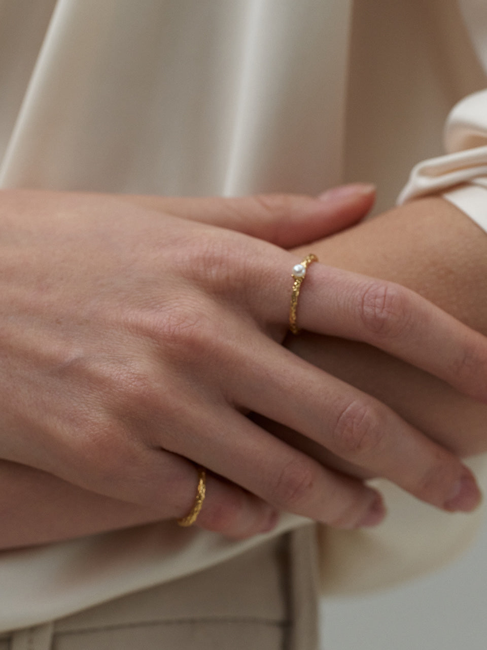 (14k) Twig Slim Ring (pearl)