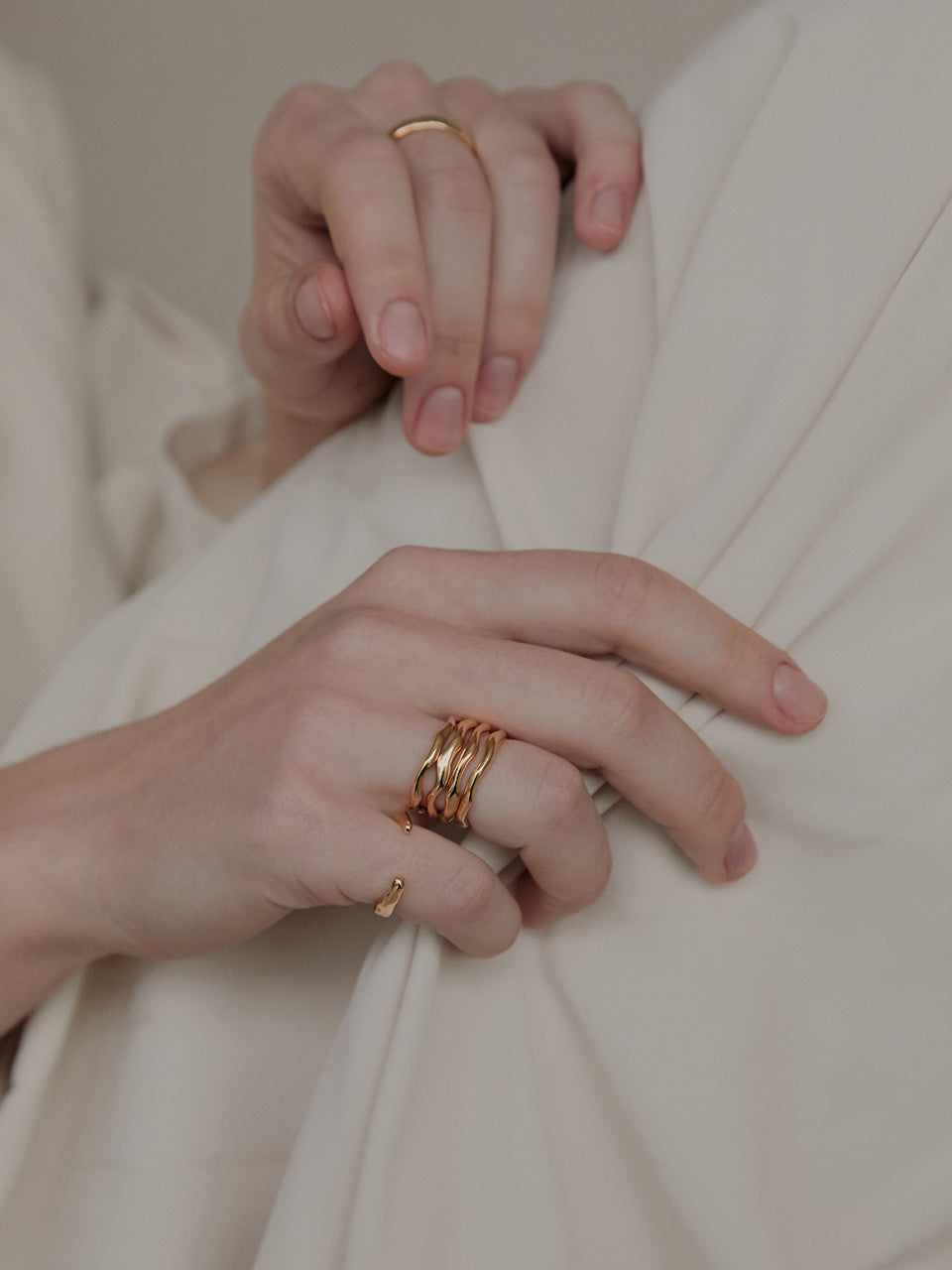 Wave Thin Ring