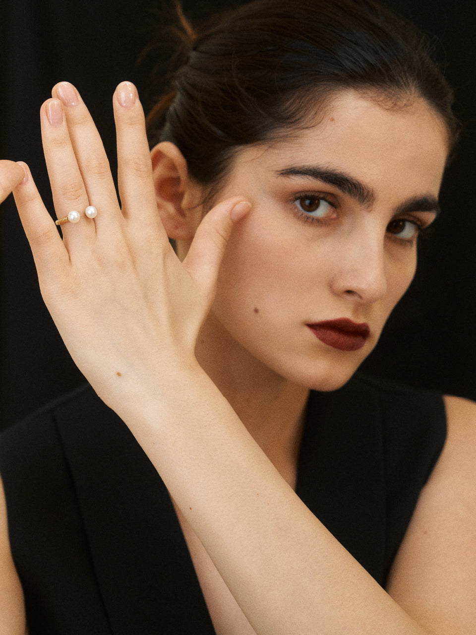 Carol Twin Pearl Open Ring