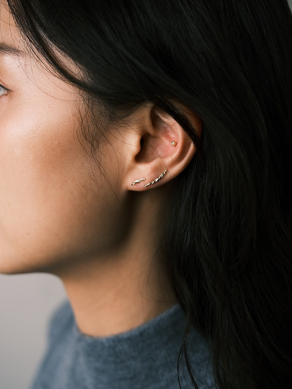 (14k) Twig Line Piercing (B)