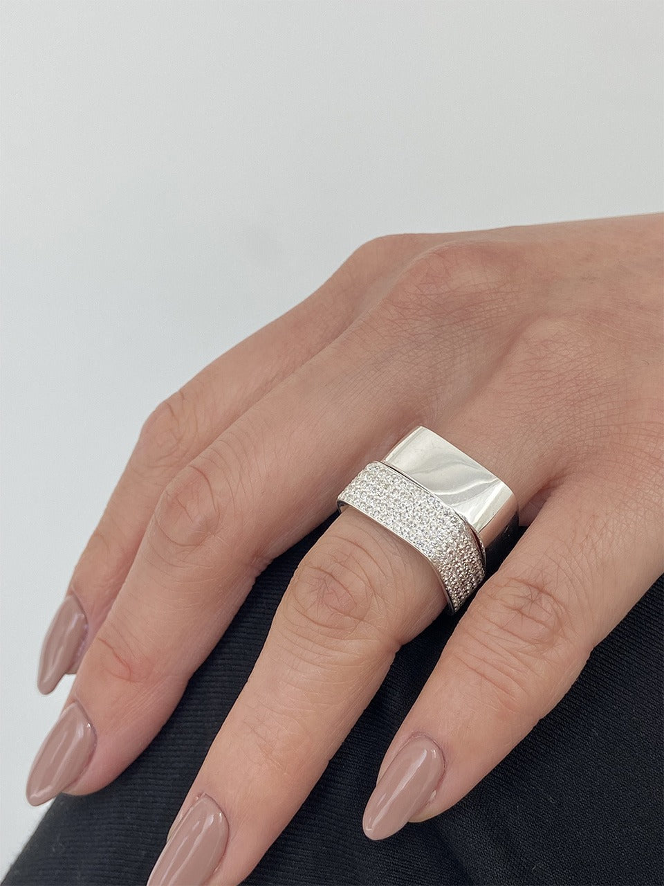 Valentine Square Ring