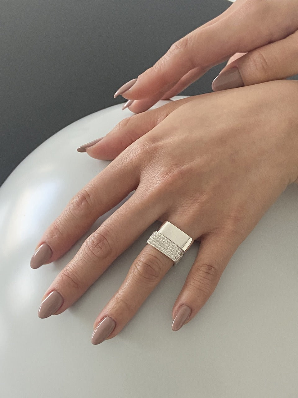 Valentine Square Ring