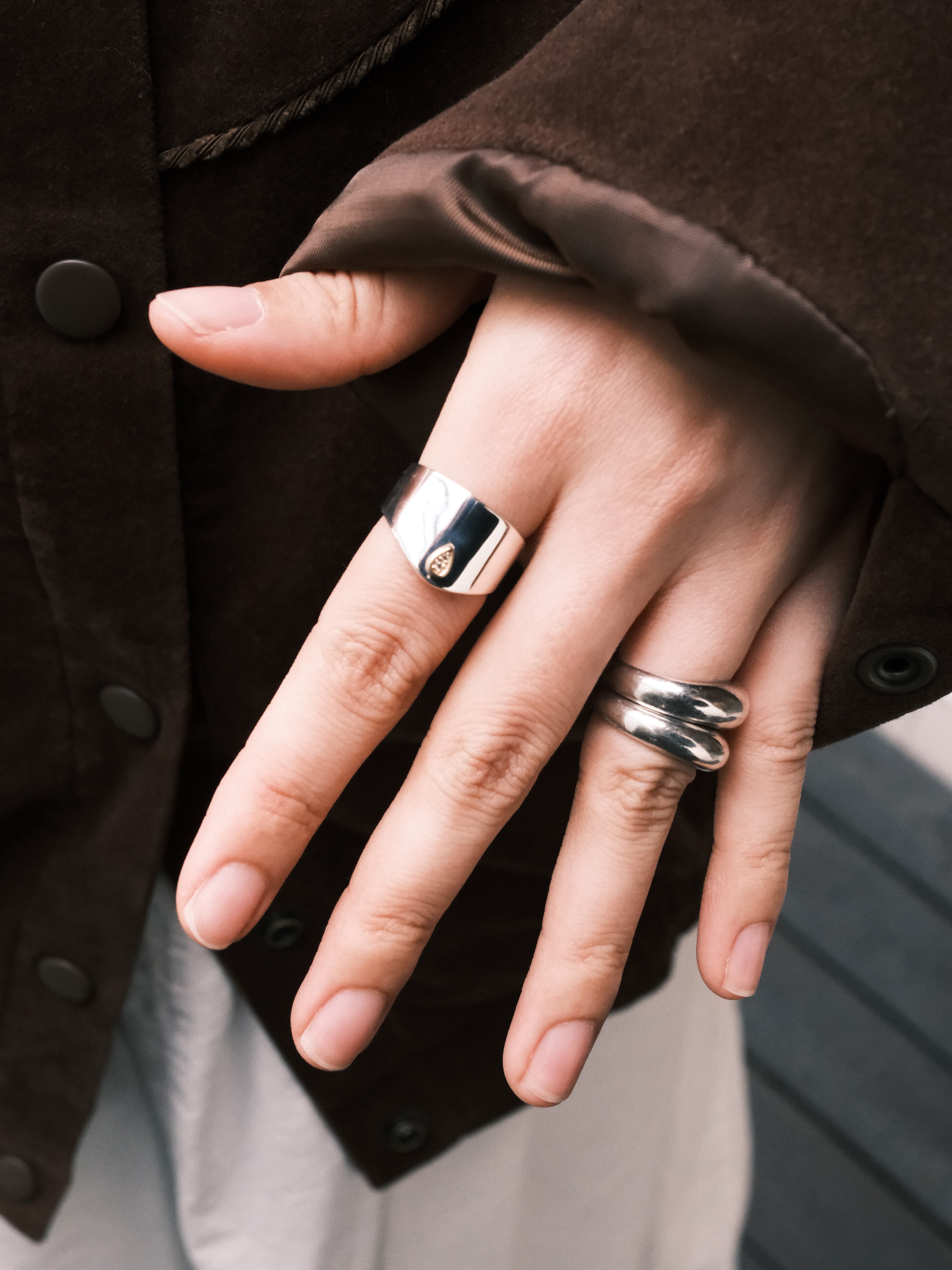 (14k) Étoile Drop Ring