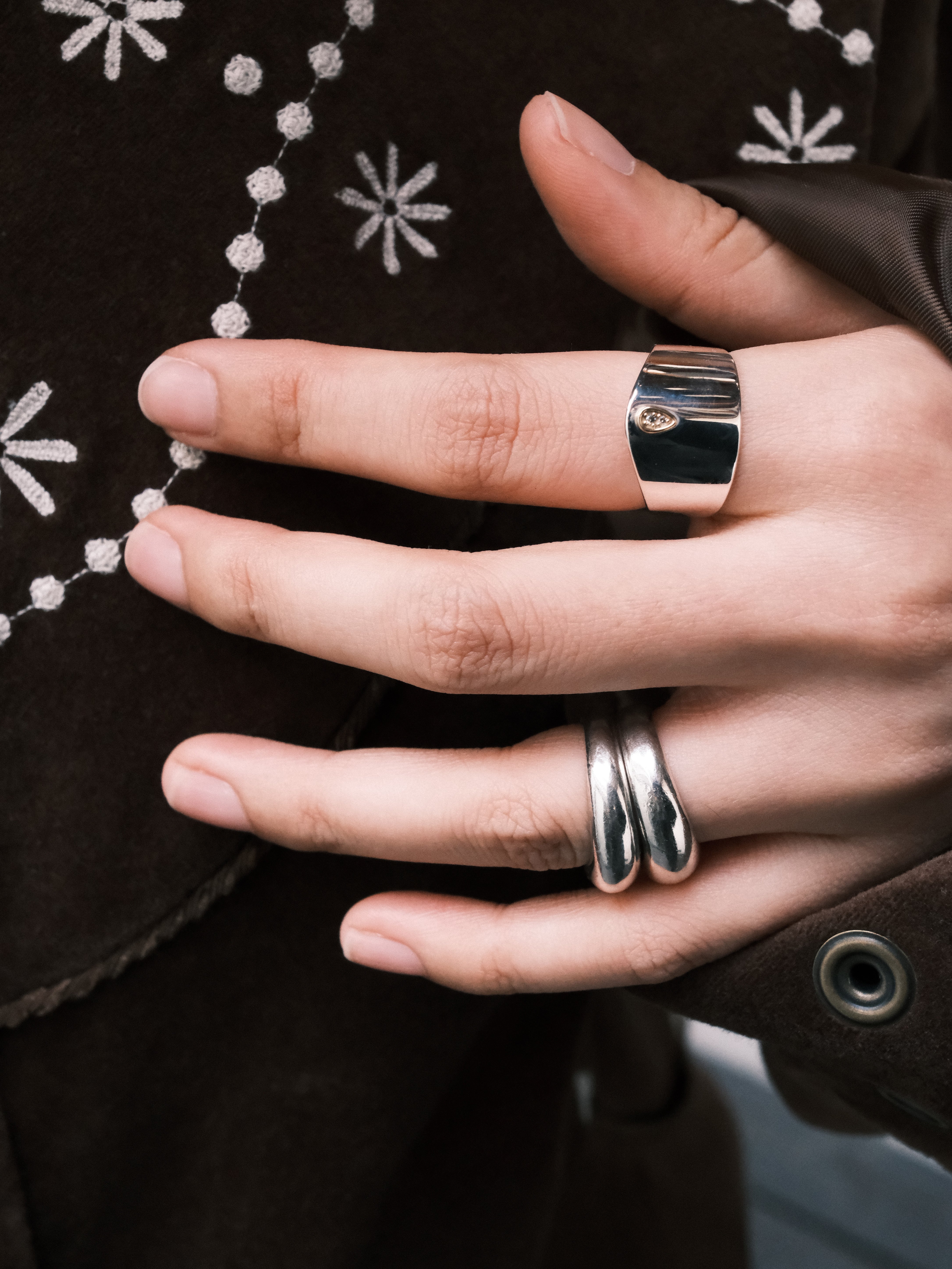 (14k) Étoile Drop Ring