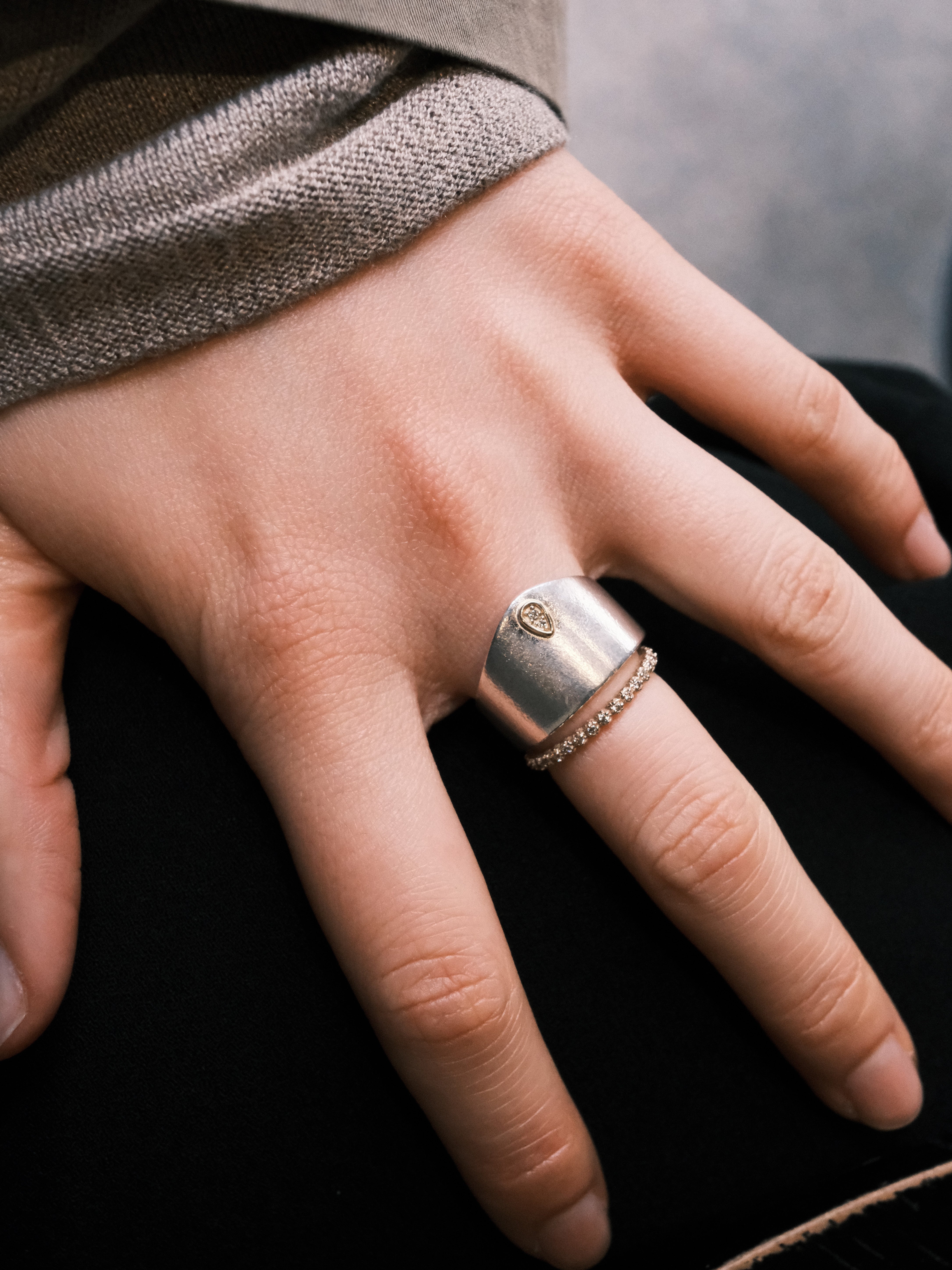 (14k) Quiet Spark Ring (cognac diamond)