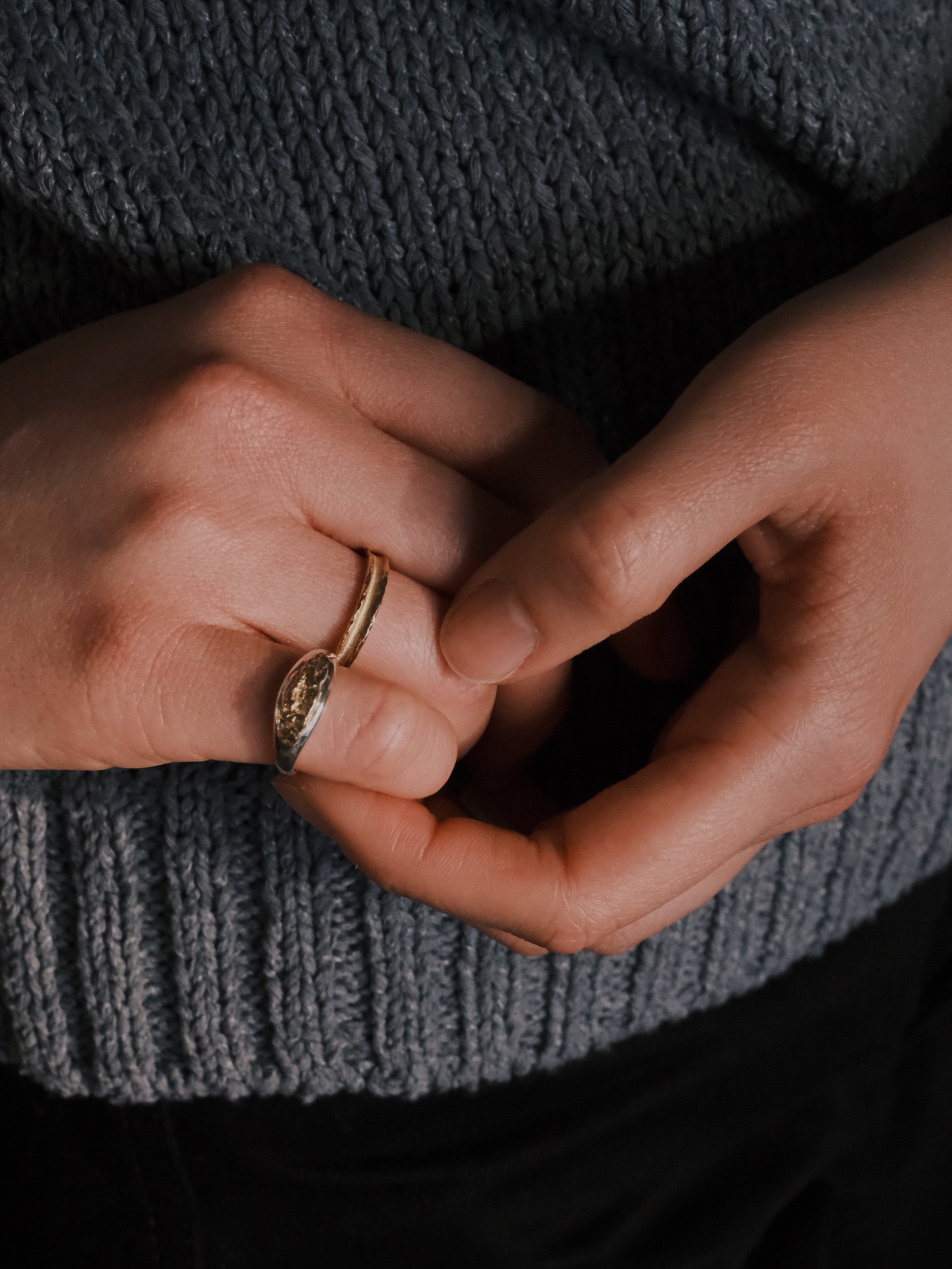 Mild Twig Pinky Ring
