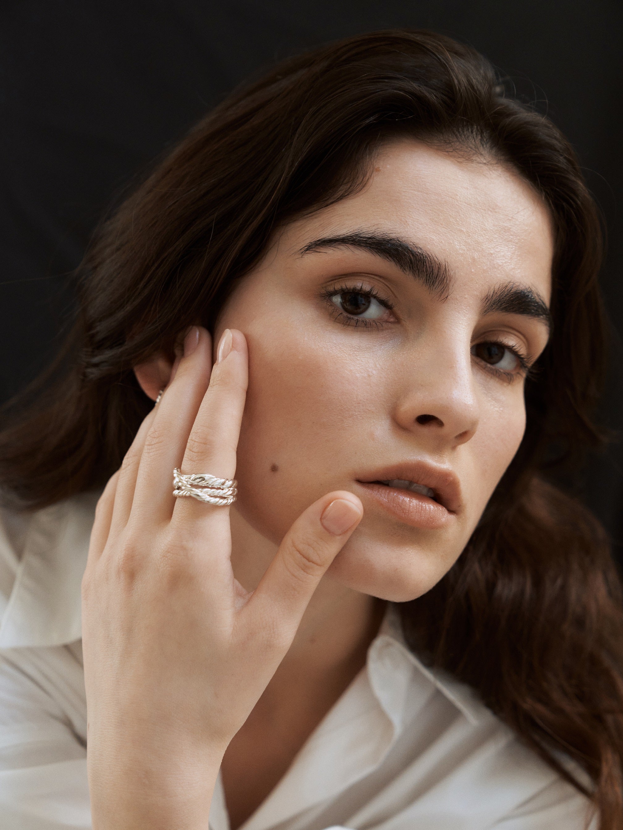 Swirling Triple Line Ring