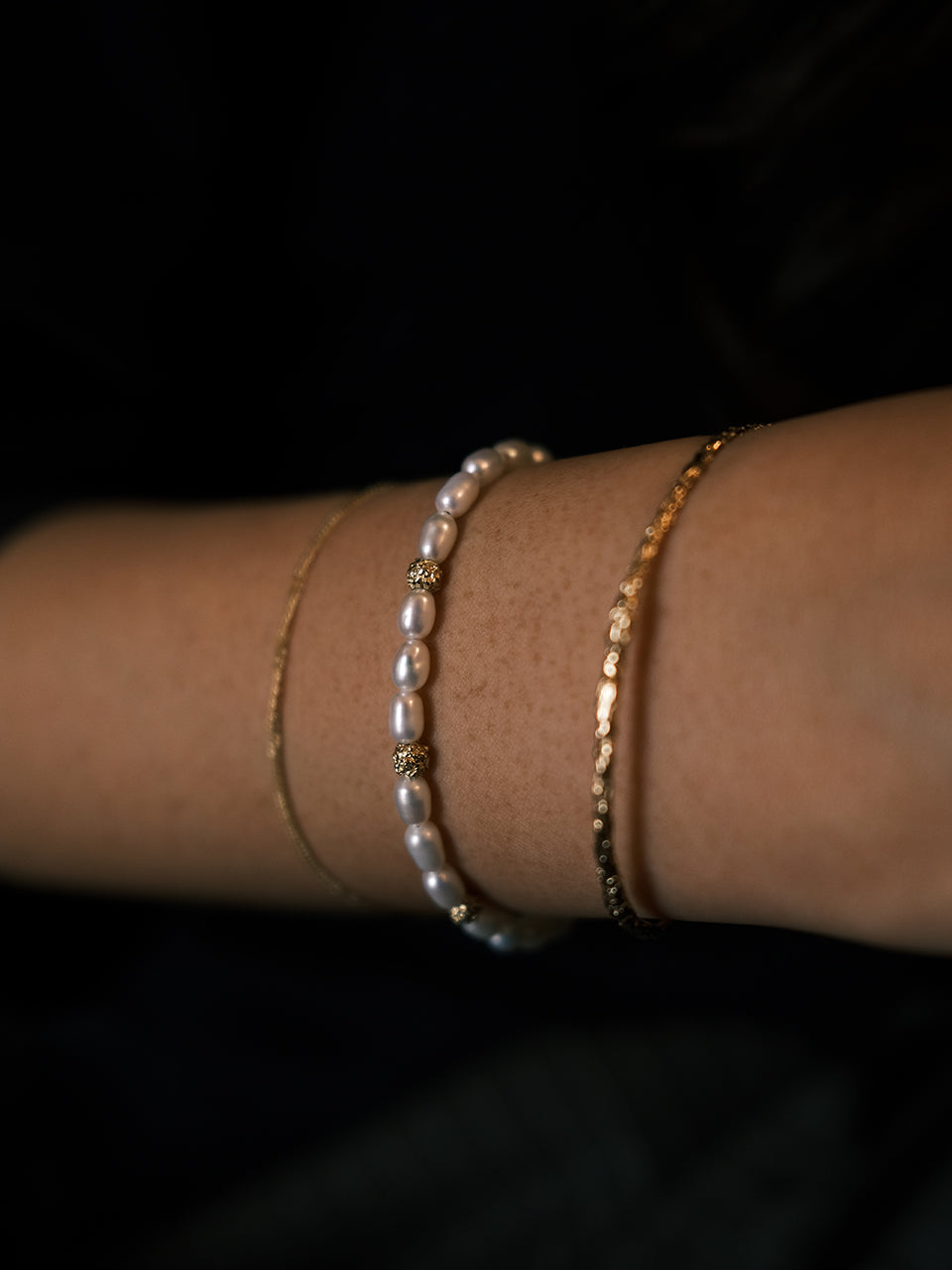 (14k) Sparkling Ball Pearl Bracelet