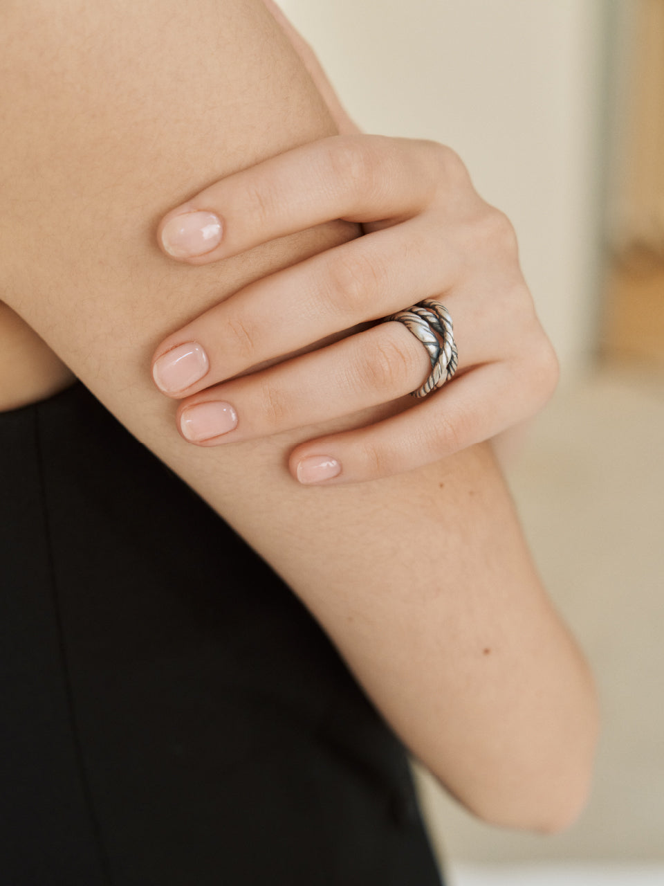 Swirling Triple Line Ring
