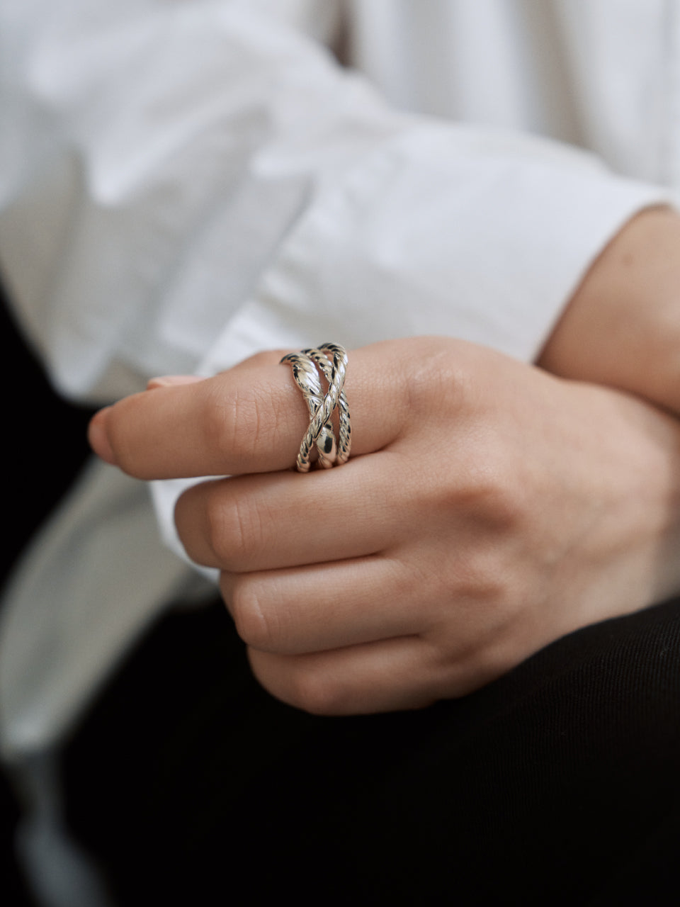 Swirling Triple Line Ring
