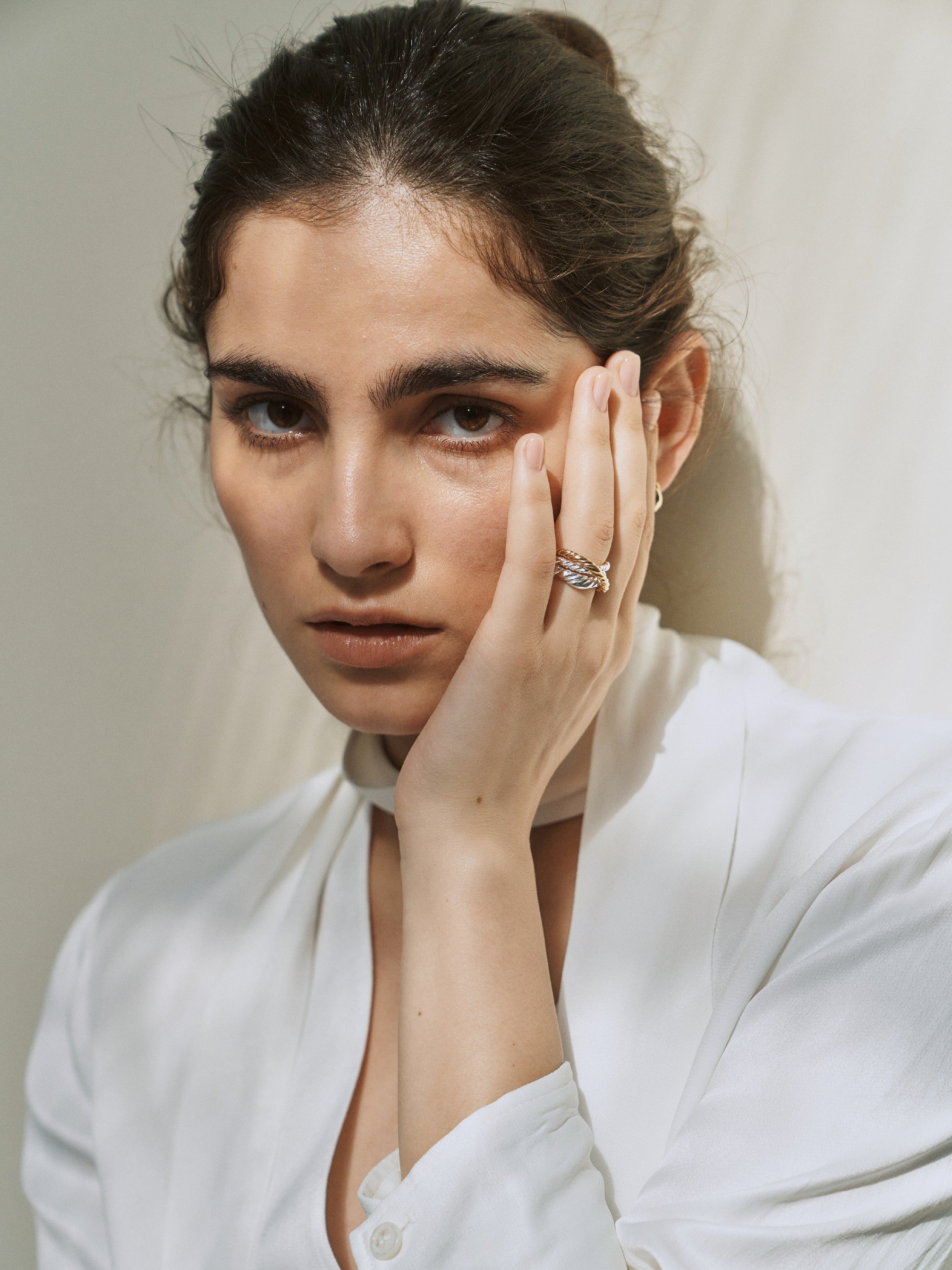 Swirling Triple Line Ring