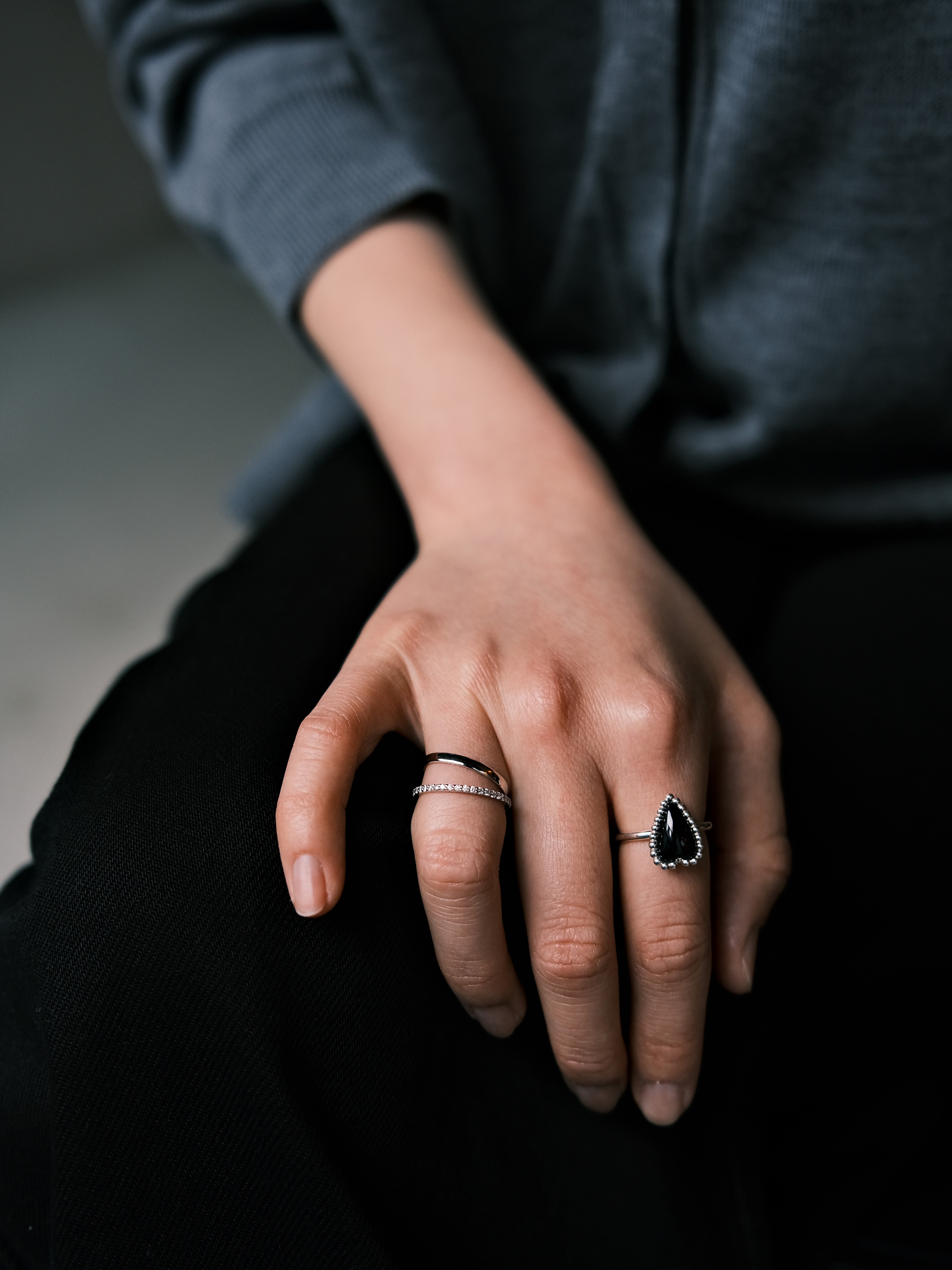 Amour Grain Ring (onyx)