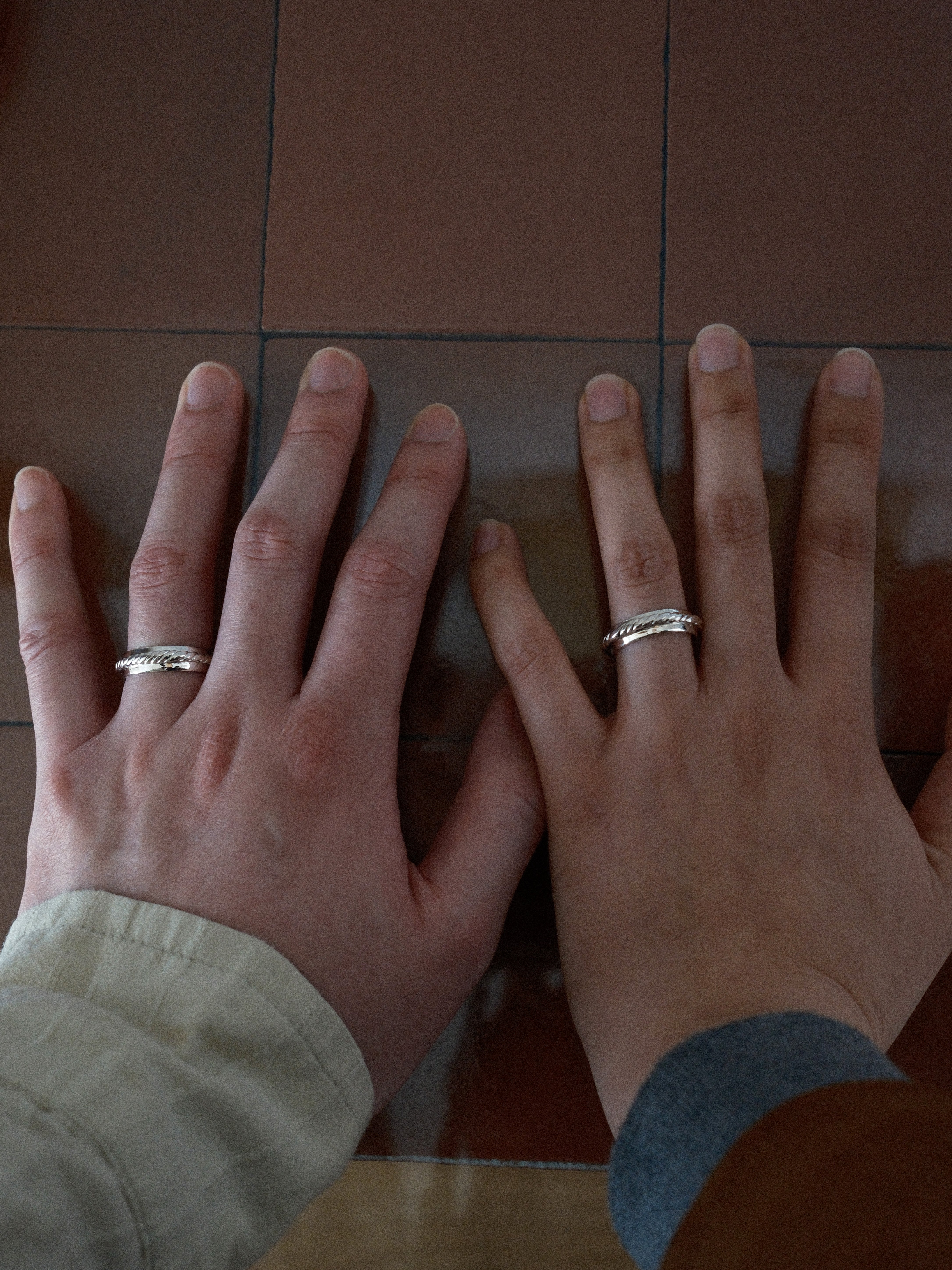 [COUPLE] Mild Wave Ring