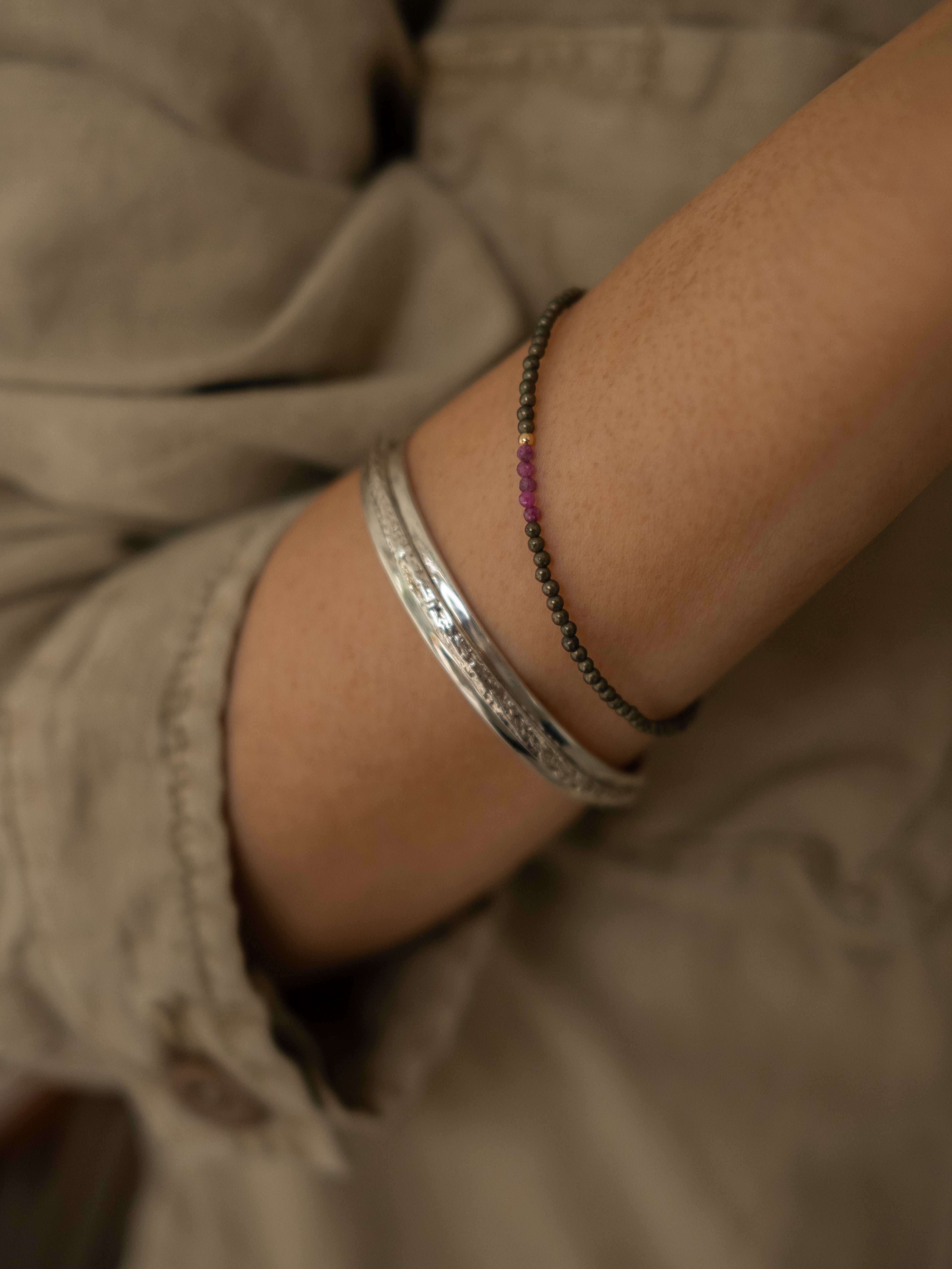 (14k) Margo Bracelet (ruby)