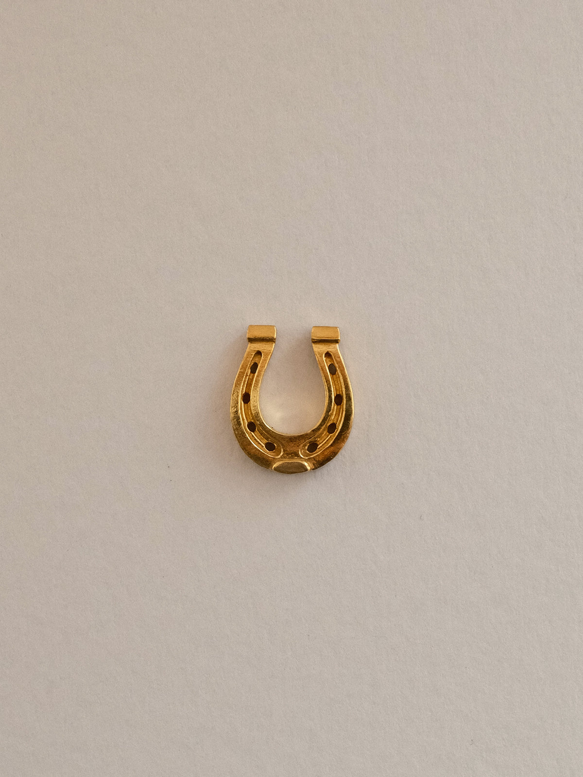 [구매 문의] Lucky Horseshoe (24k gold)