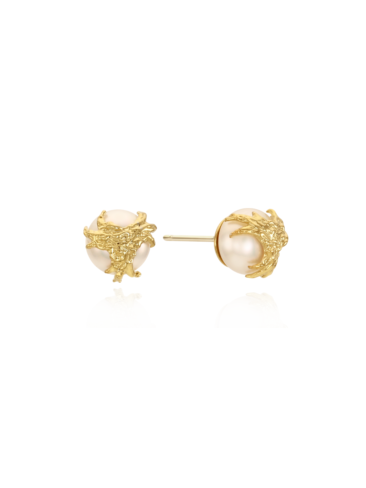 Twig Hugged Pearl Studs (A) (white pearl)